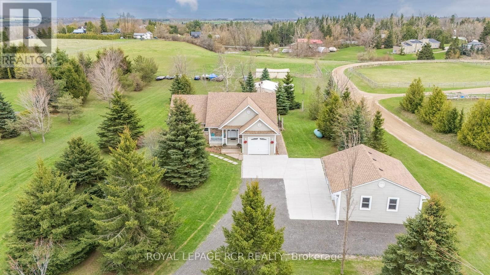 625440 15TH SIDEROAD Image 1