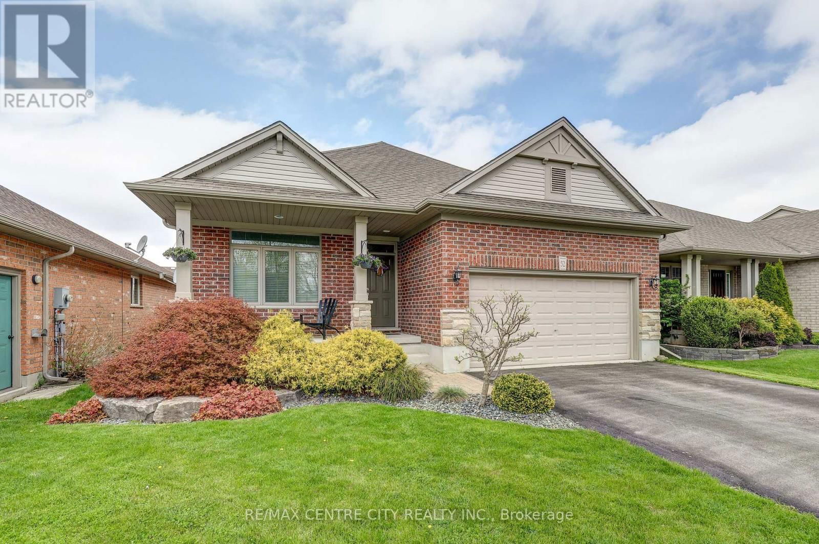 52 CIRCLEWOOD DRIVE Image 2
