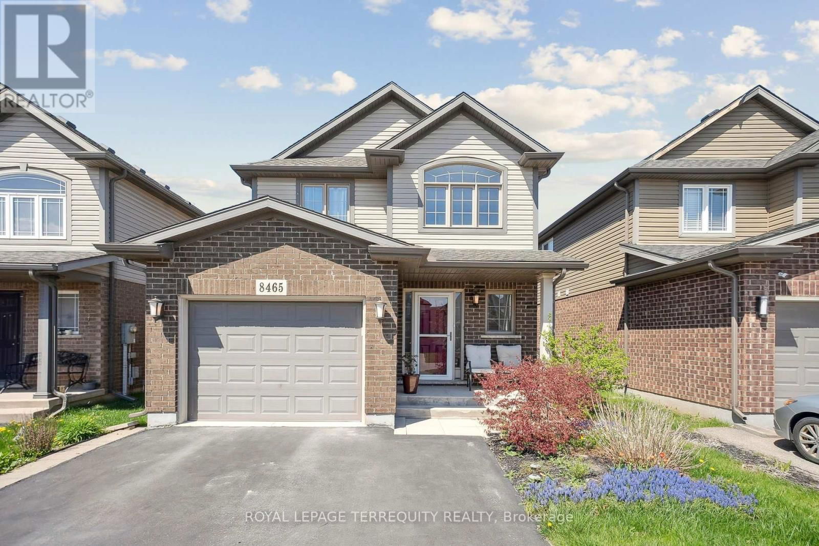 8465 KELSEY CRESCENT Image 1