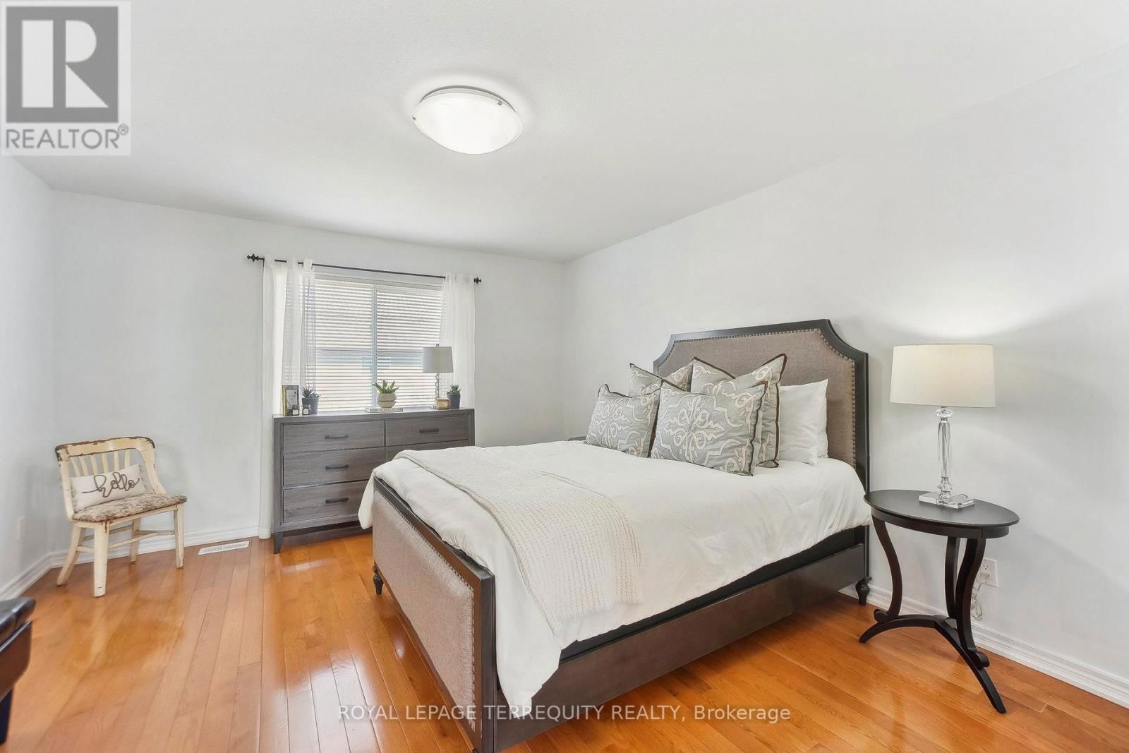 8465 KELSEY CRESCENT Image 15