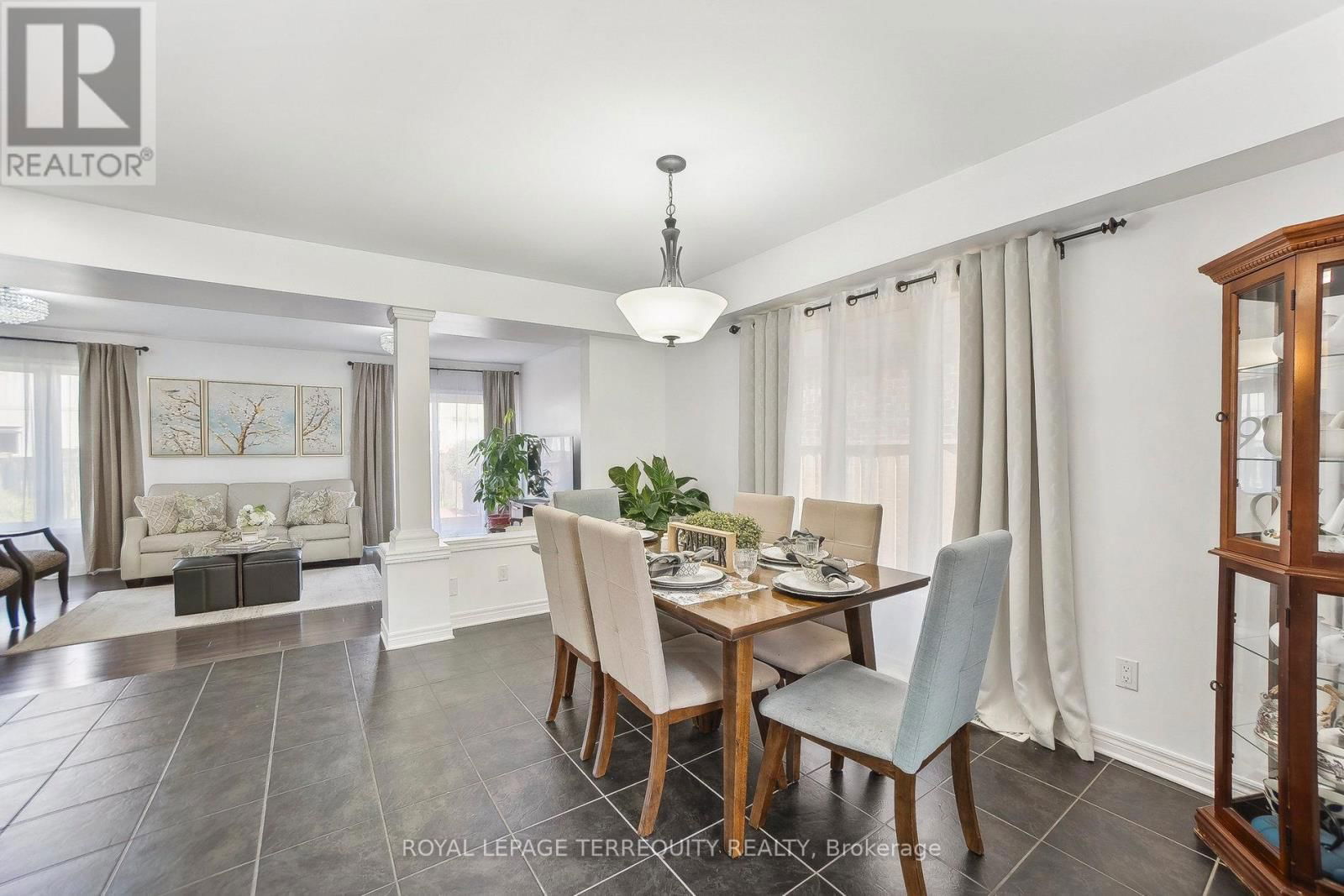 8465 KELSEY CRESCENT Image 6