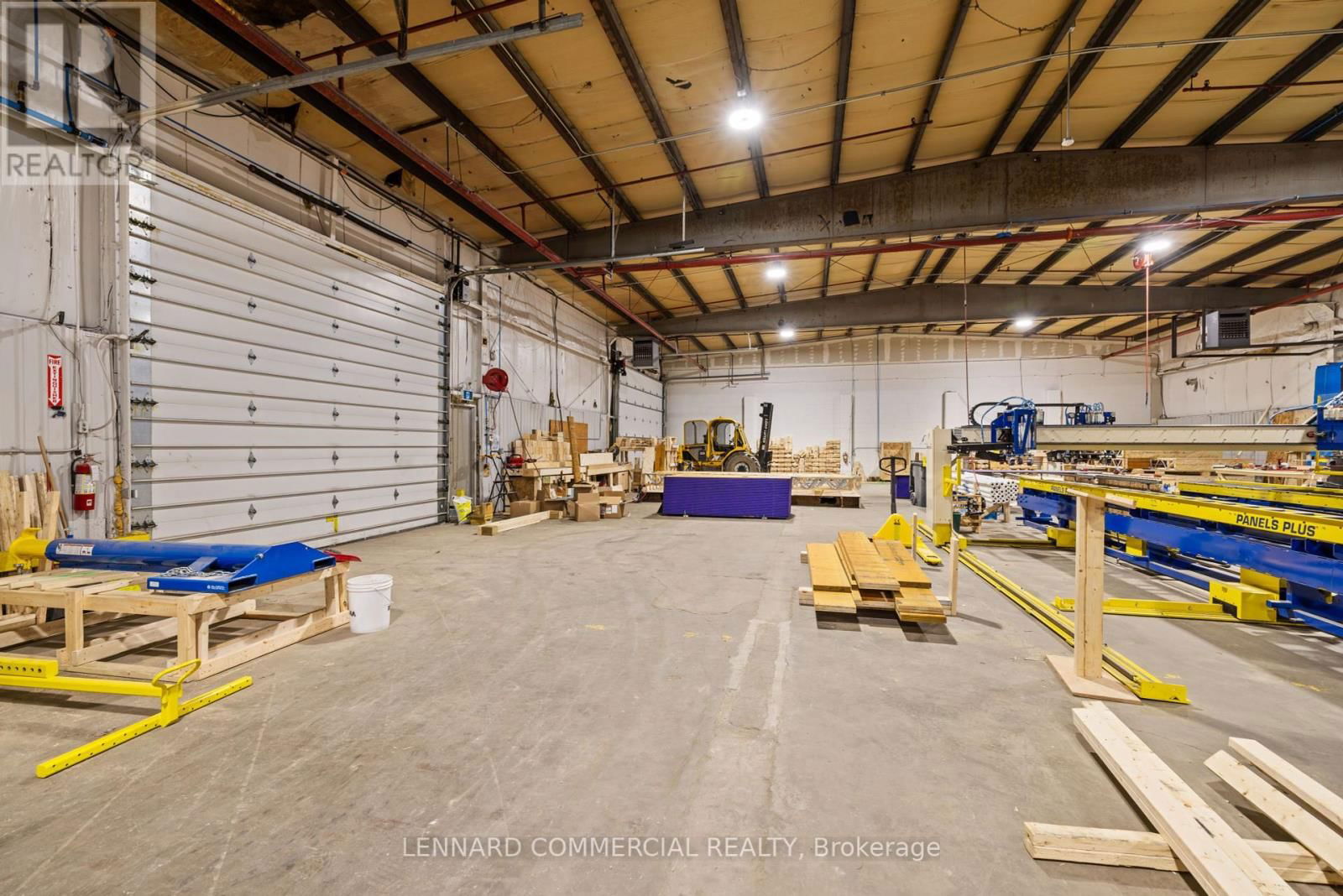 1 FIRESTONE ROAD Image 11