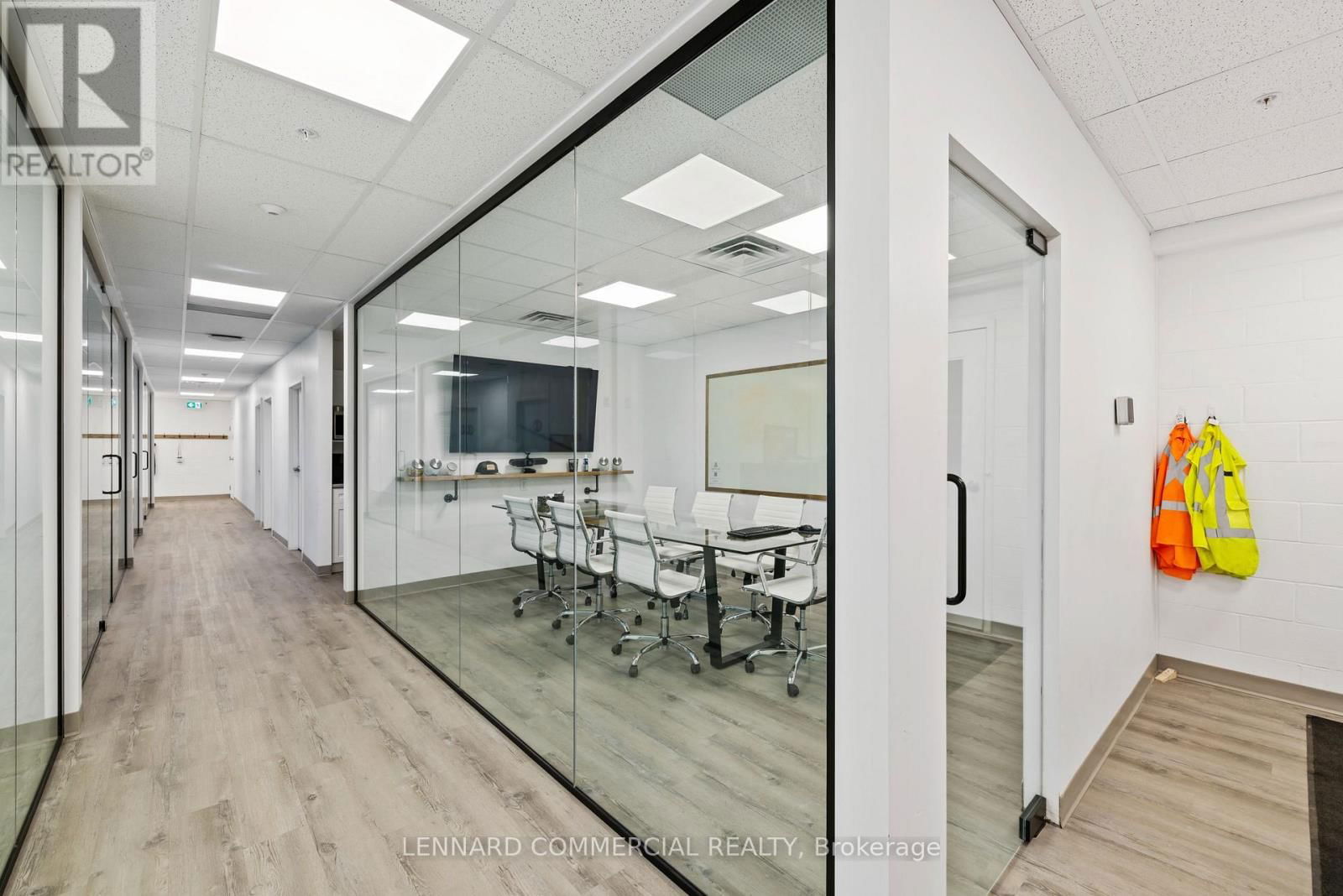 1 FIRESTONE ROAD Image 9