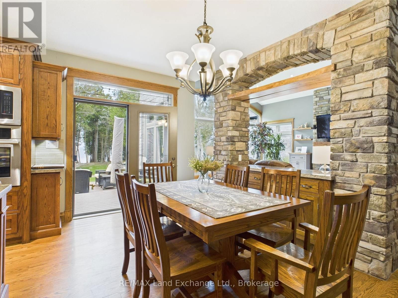 195 BIRCHWOOD AVENUE Image 12