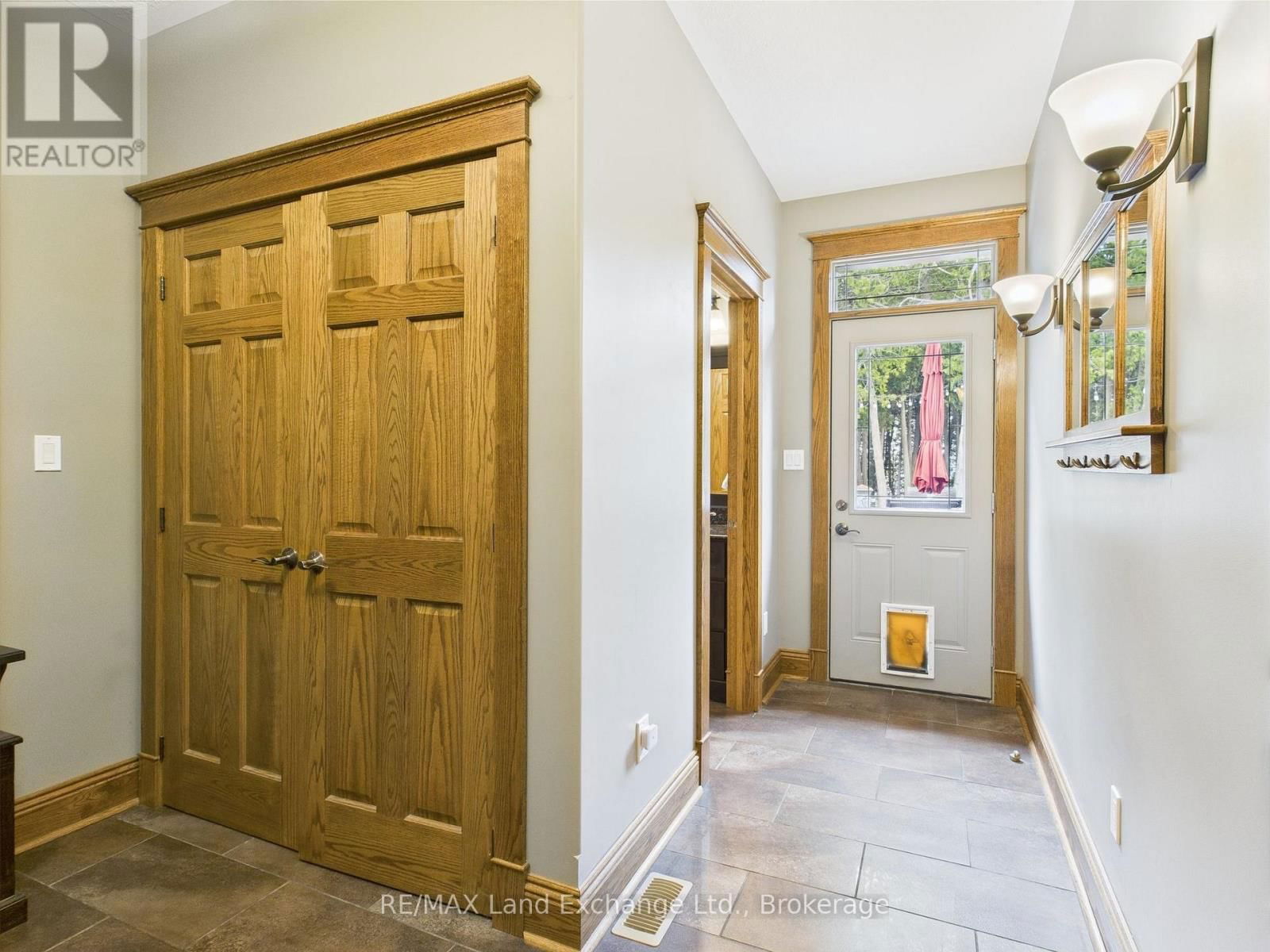 195 BIRCHWOOD AVENUE Image 27