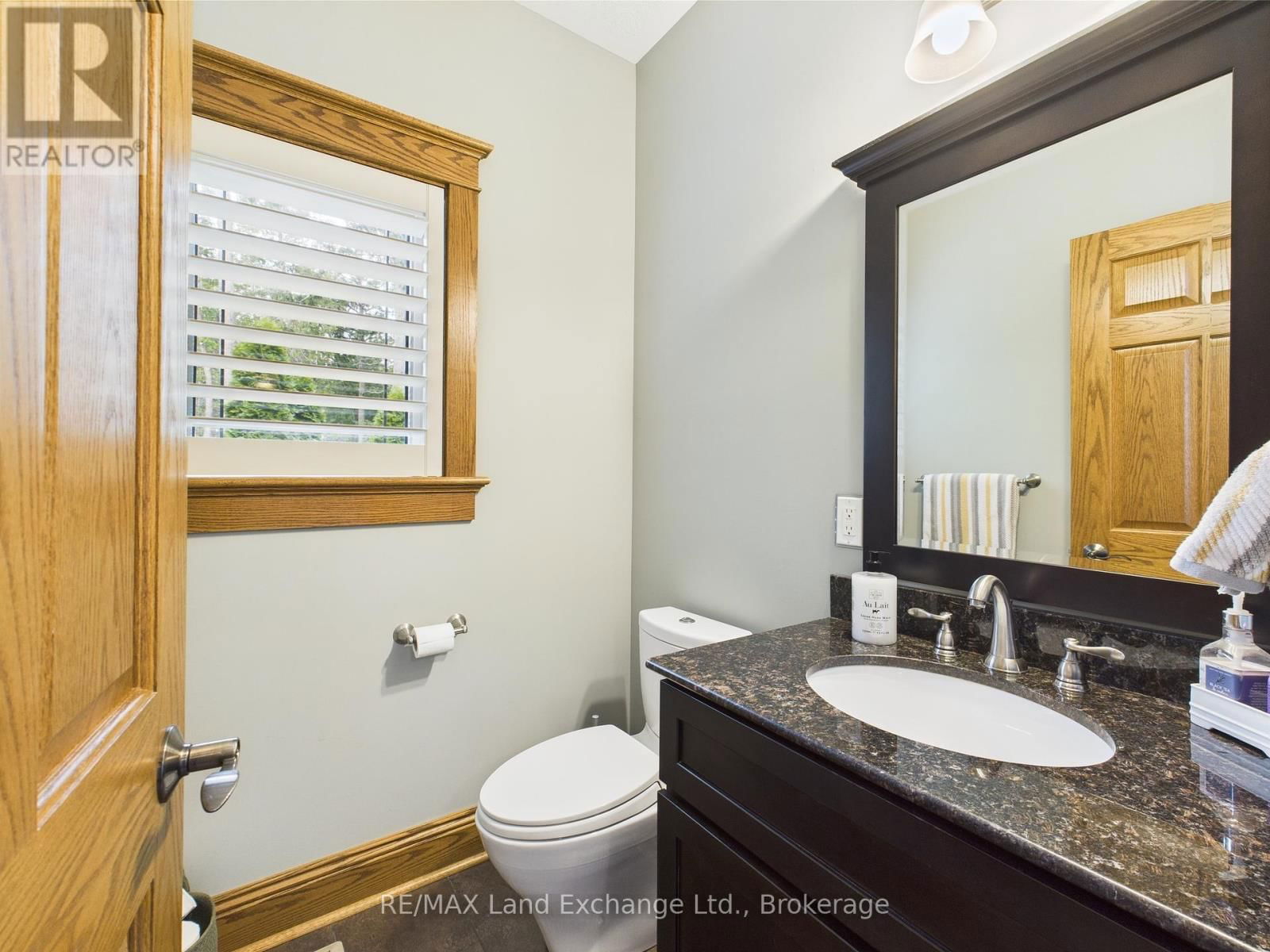 195 BIRCHWOOD AVENUE Image 28