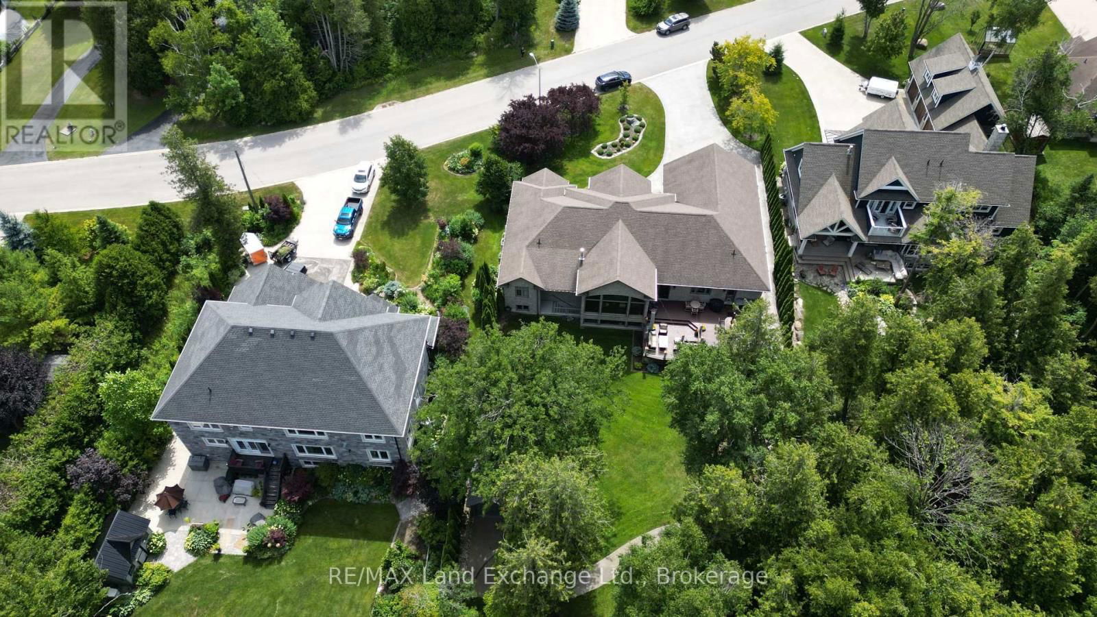 195 BIRCHWOOD AVENUE Image 38