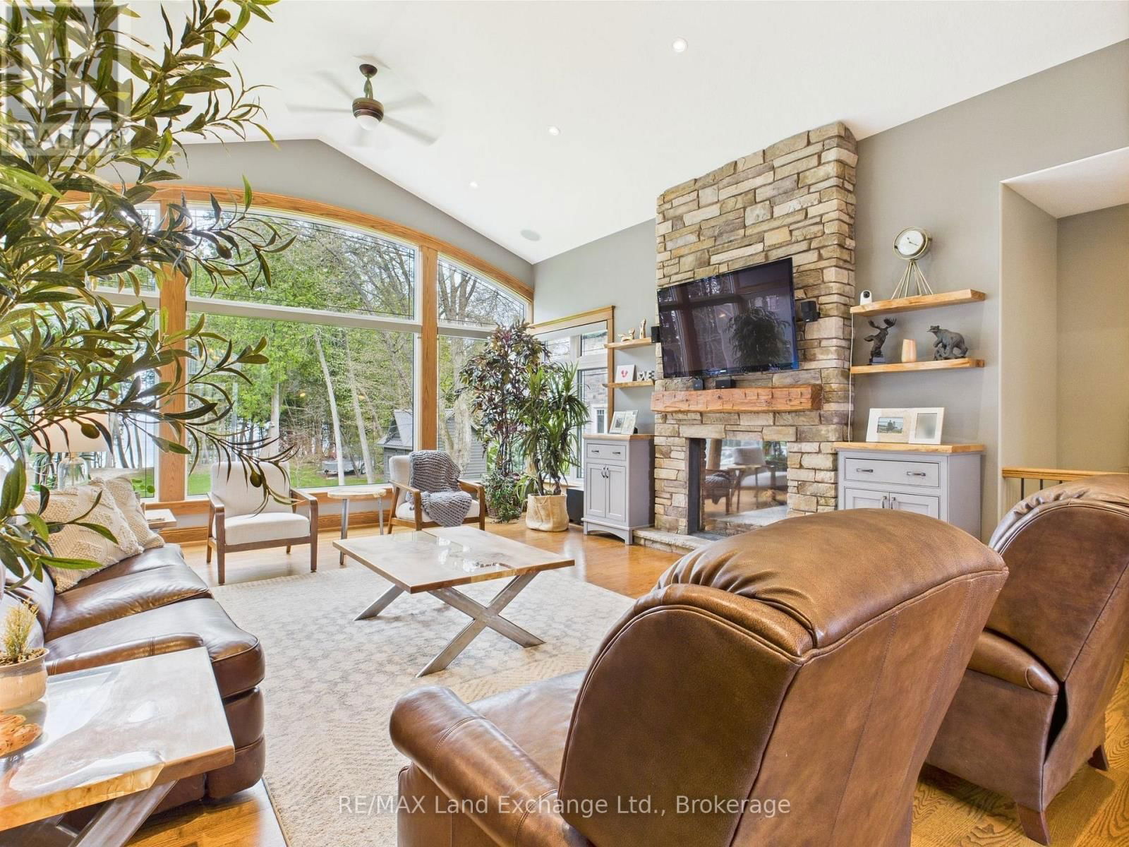 195 BIRCHWOOD AVENUE Image 8
