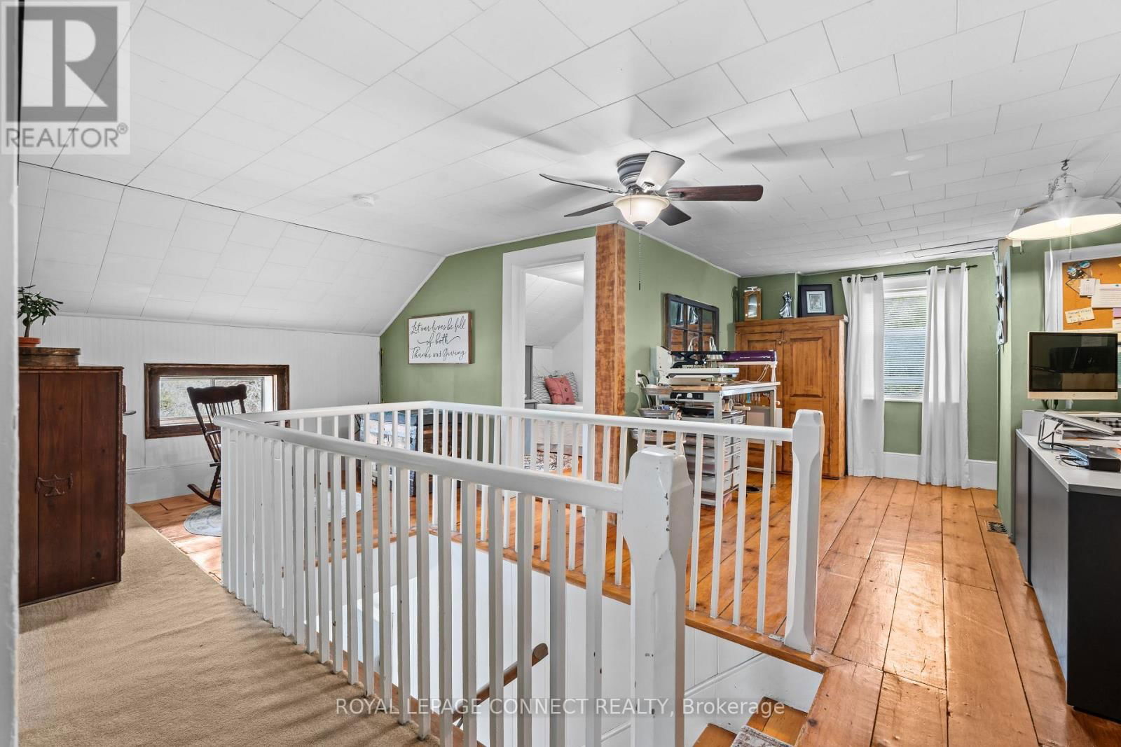 373 DESHANE ROAD Image 16