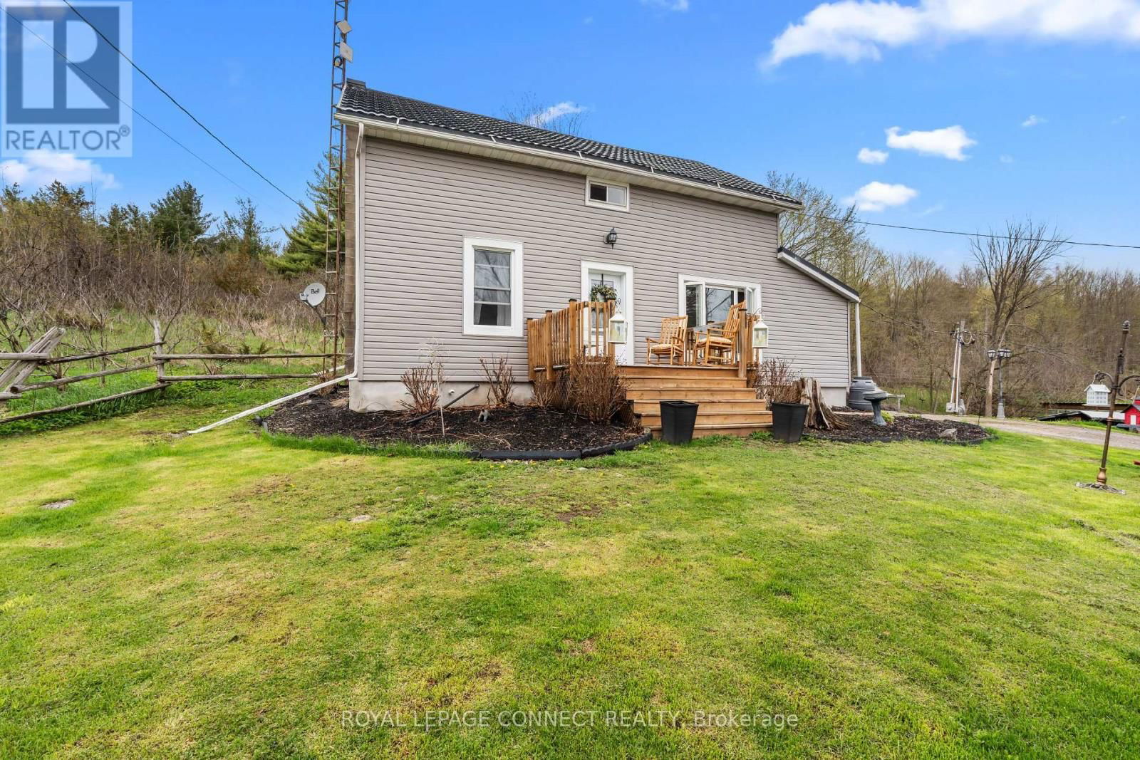 373 DESHANE ROAD Image 22