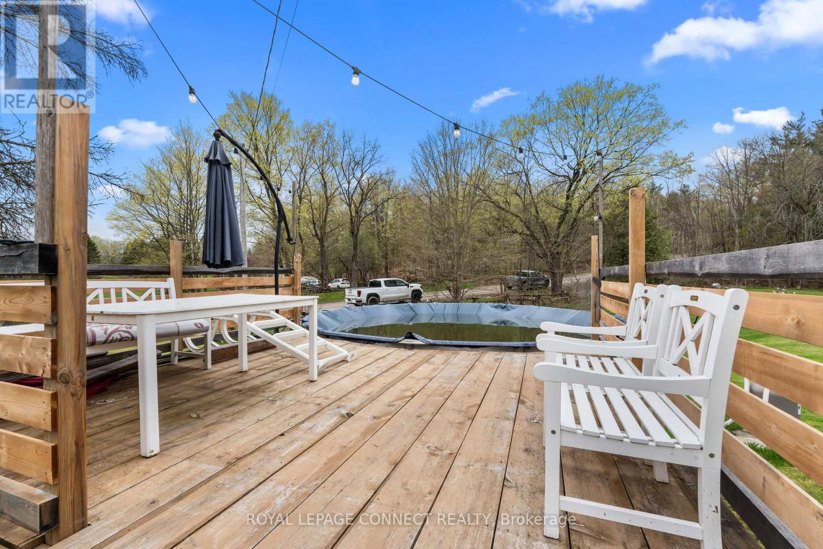 373 DESHANE ROAD Image 31