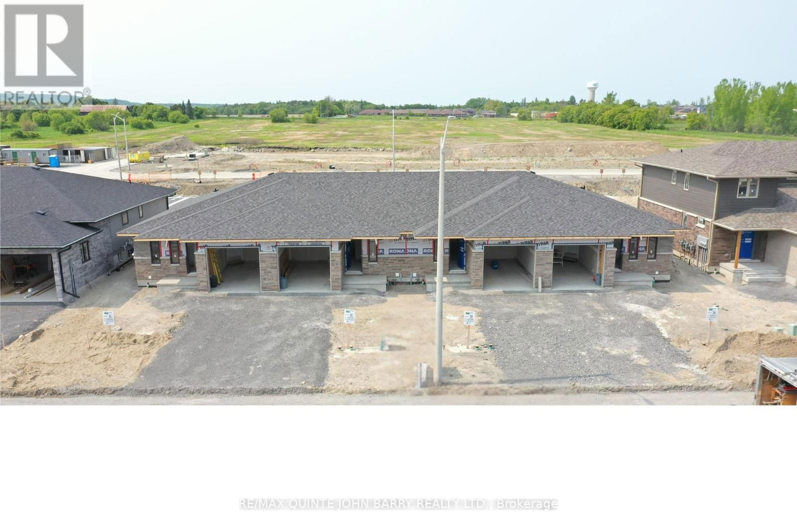 Lot 32 - 7 PARKLAND CIRCLE Image 2