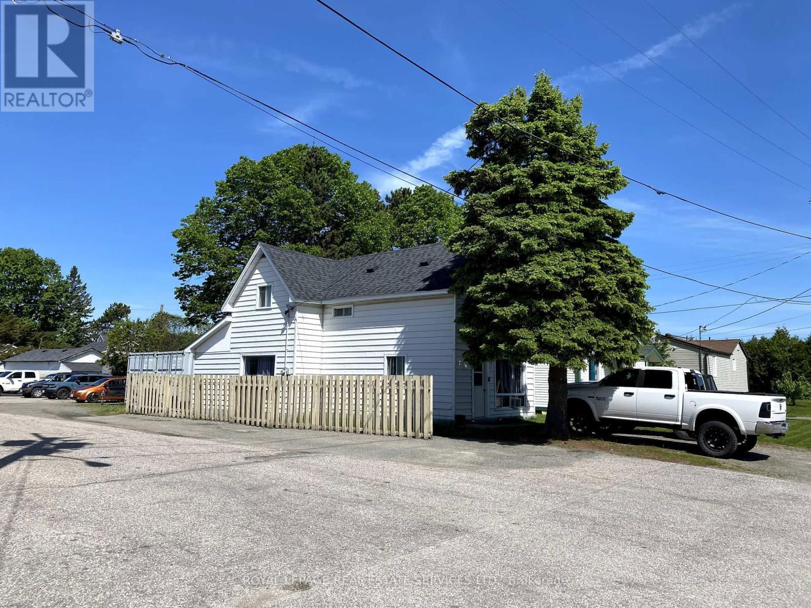 169 FRONT STREET Image 7