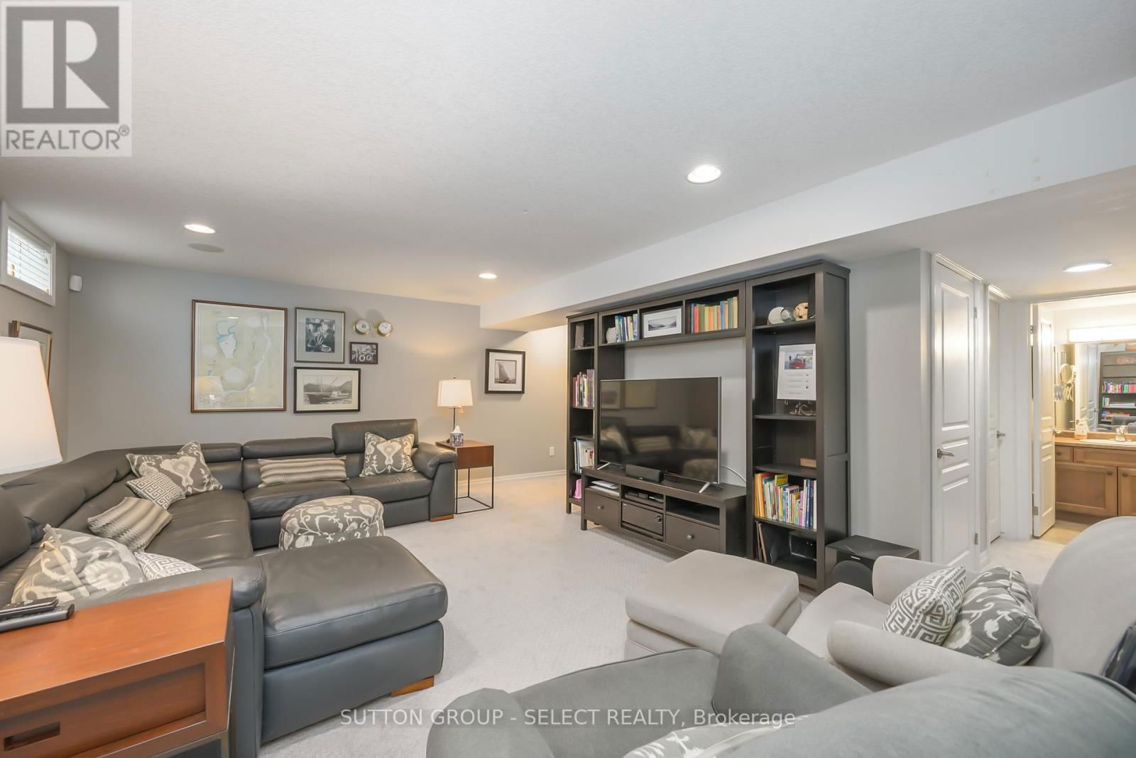 38 - 1630 SHORE ROAD Image 32