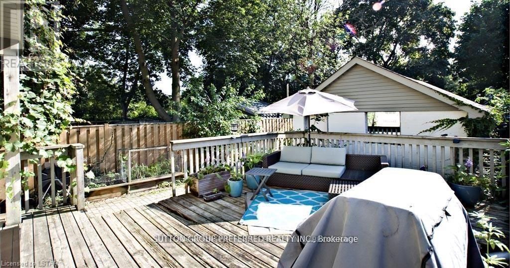 681 COLBORNE STREET Image 14