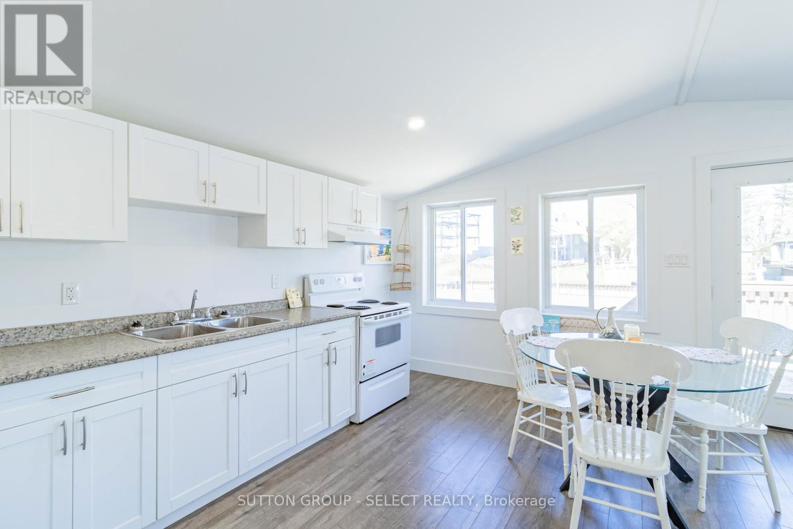 79 RIVER ROAD Image 10