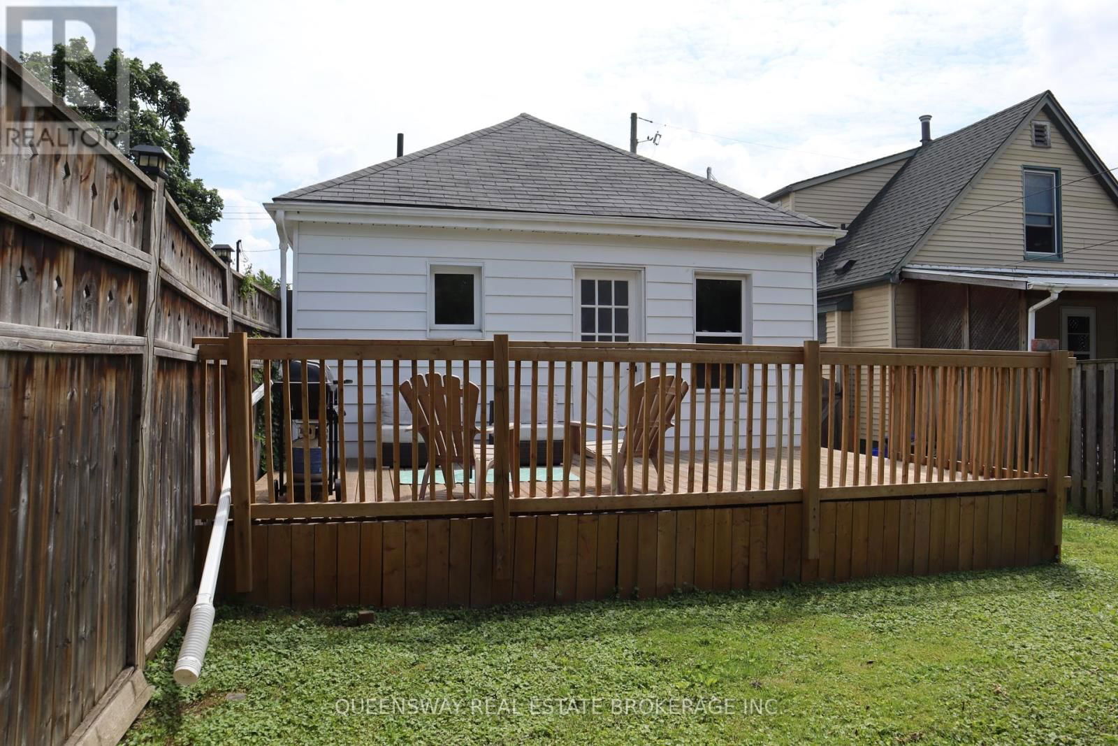 223 TOLTON AVENUE Image 23