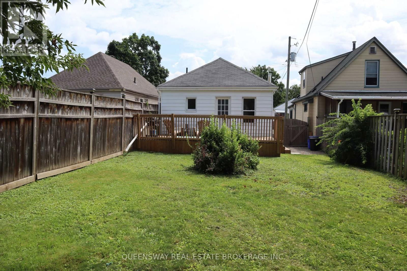 223 TOLTON AVENUE Image 25
