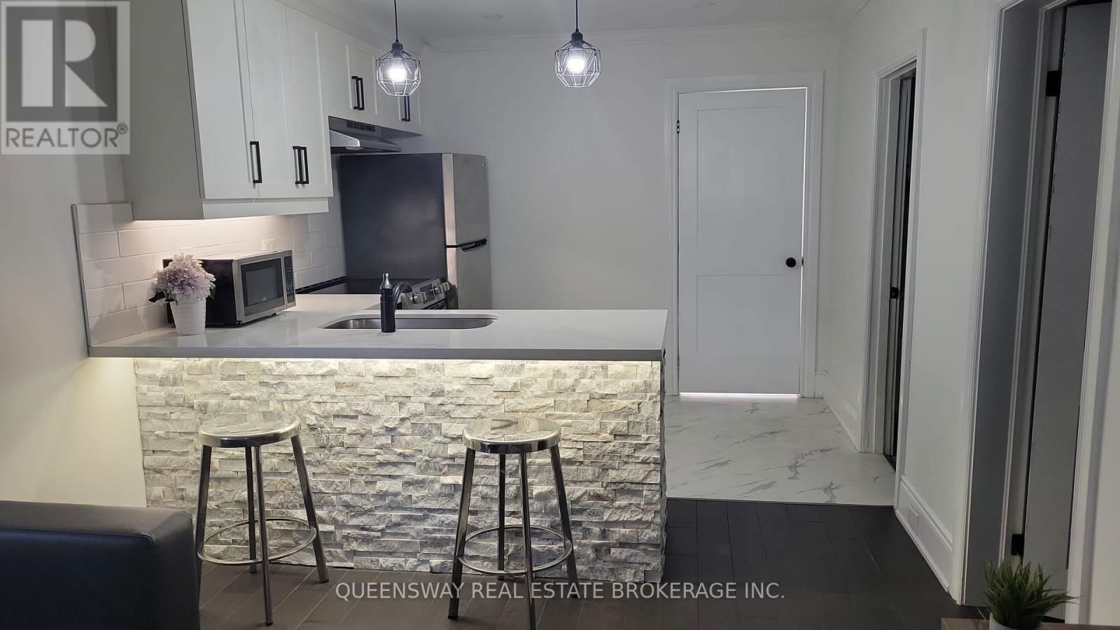 223 TOLTON AVENUE Image 3