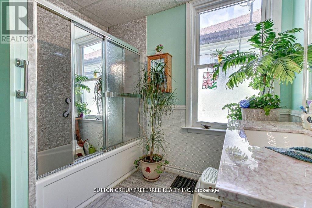 25 PEGLER STREET Image 10