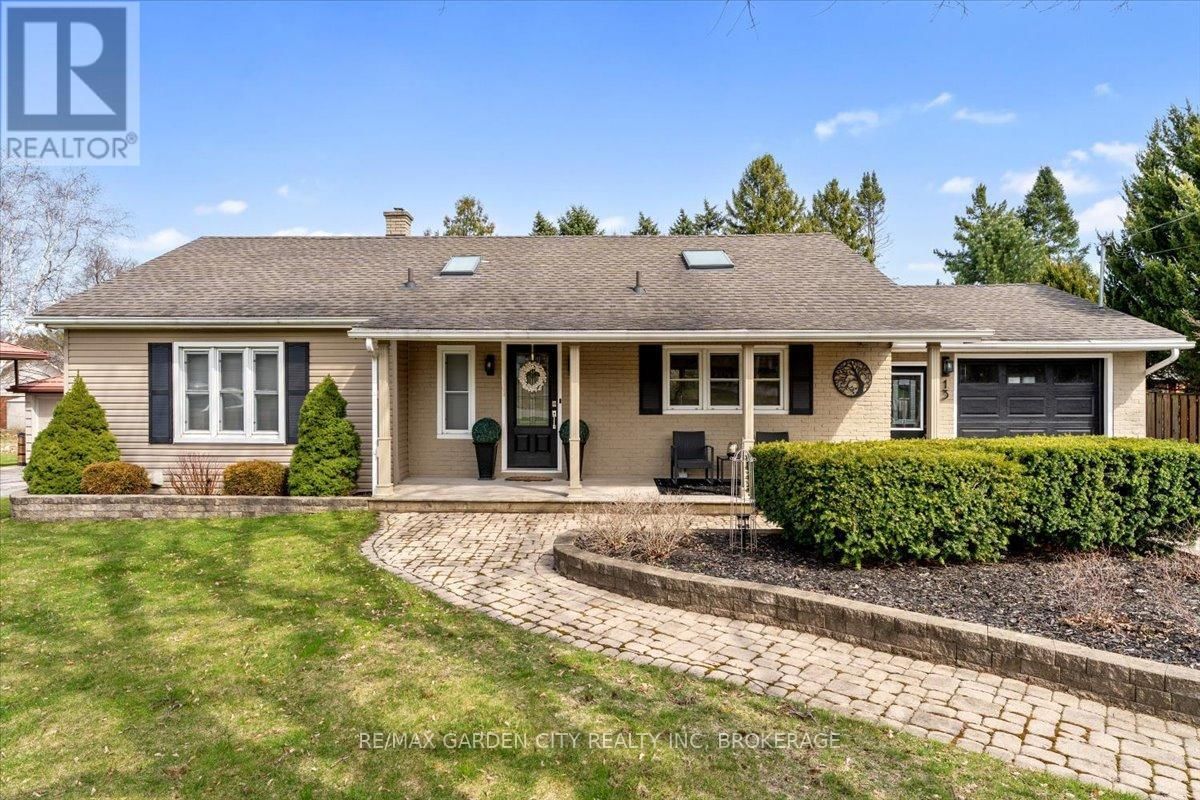 13 LORIMER STREET Image 1