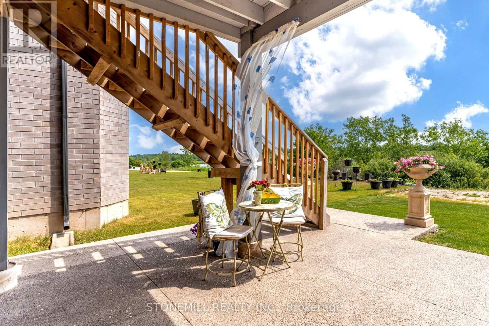 258 SHOREVIEW DRIVE Image 45