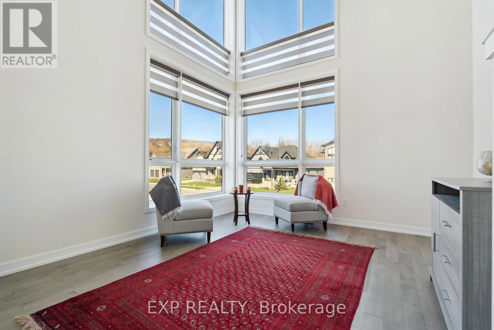 100 STONELEIGH DRIVE Image 28