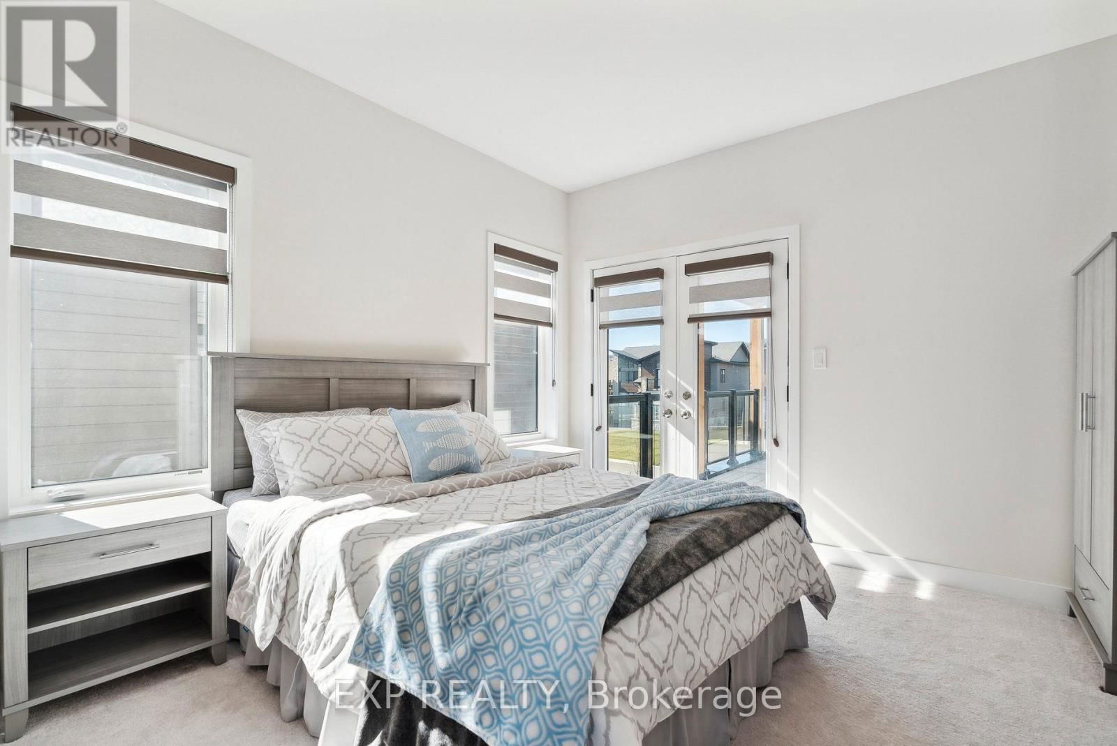 100 STONELEIGH DRIVE Image 35