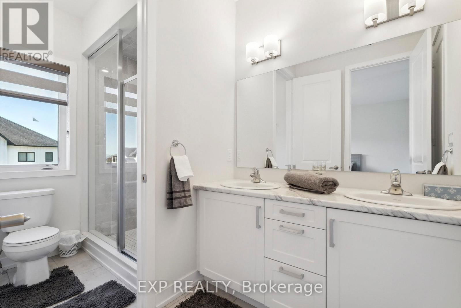 100 STONELEIGH DRIVE Image 39