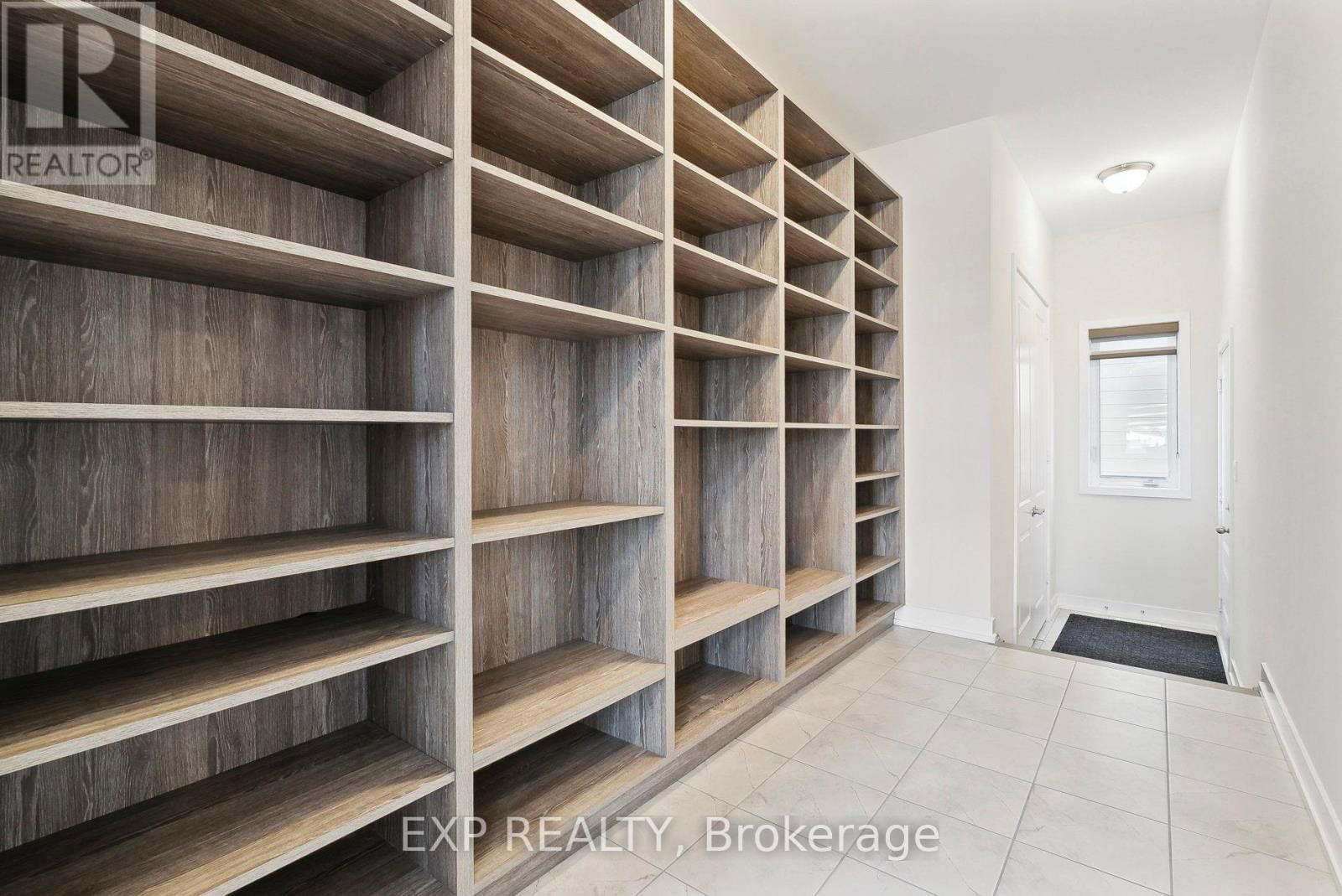 100 STONELEIGH DRIVE Image 40
