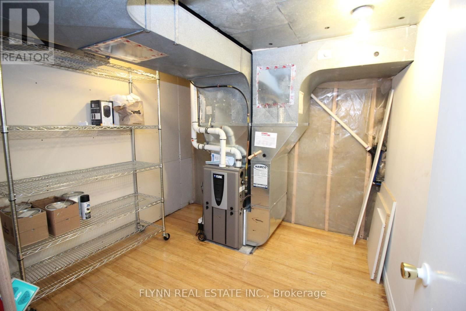 2 - 141 MARKLAND STREET Image 14