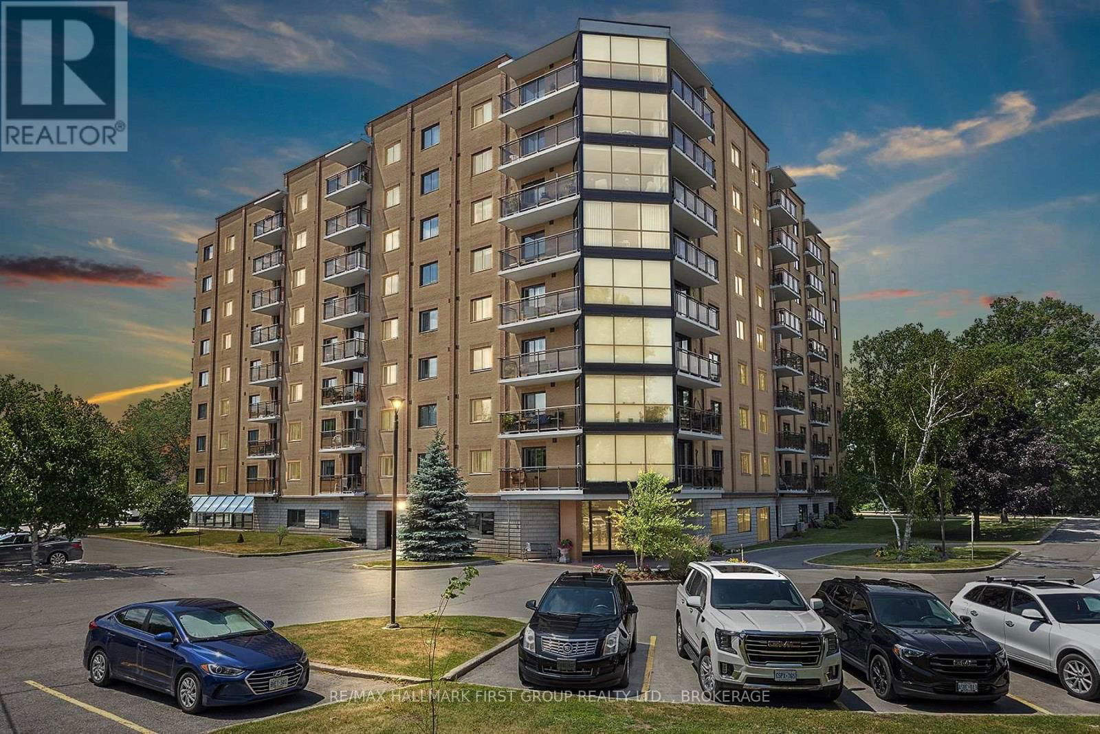 604 - 120 BARRETT COURT Image 1