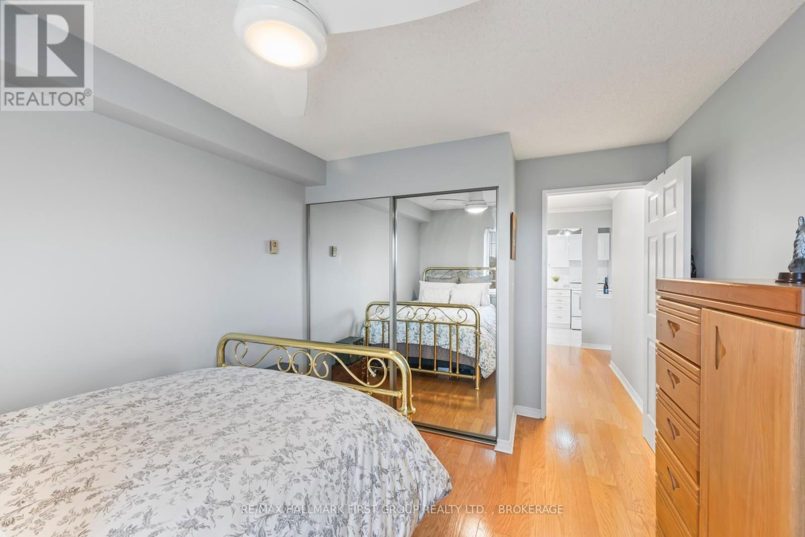 604 - 120 BARRETT COURT Image 18