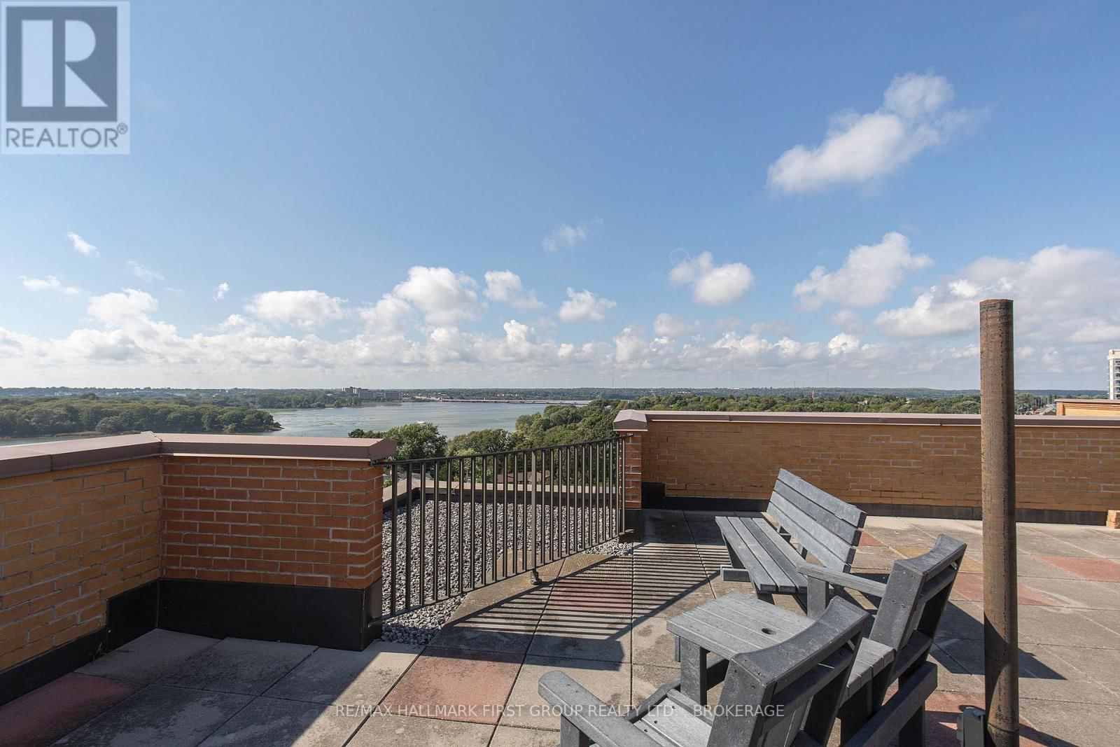 604 - 120 BARRETT COURT Image 41