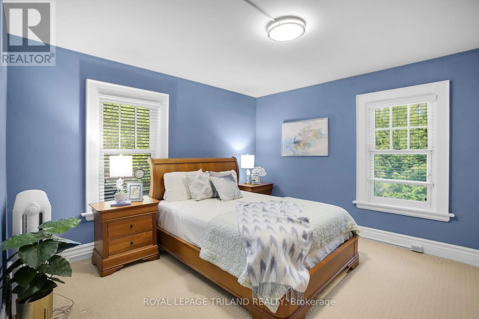 825 RIVERSIDE DRIVE Image 19