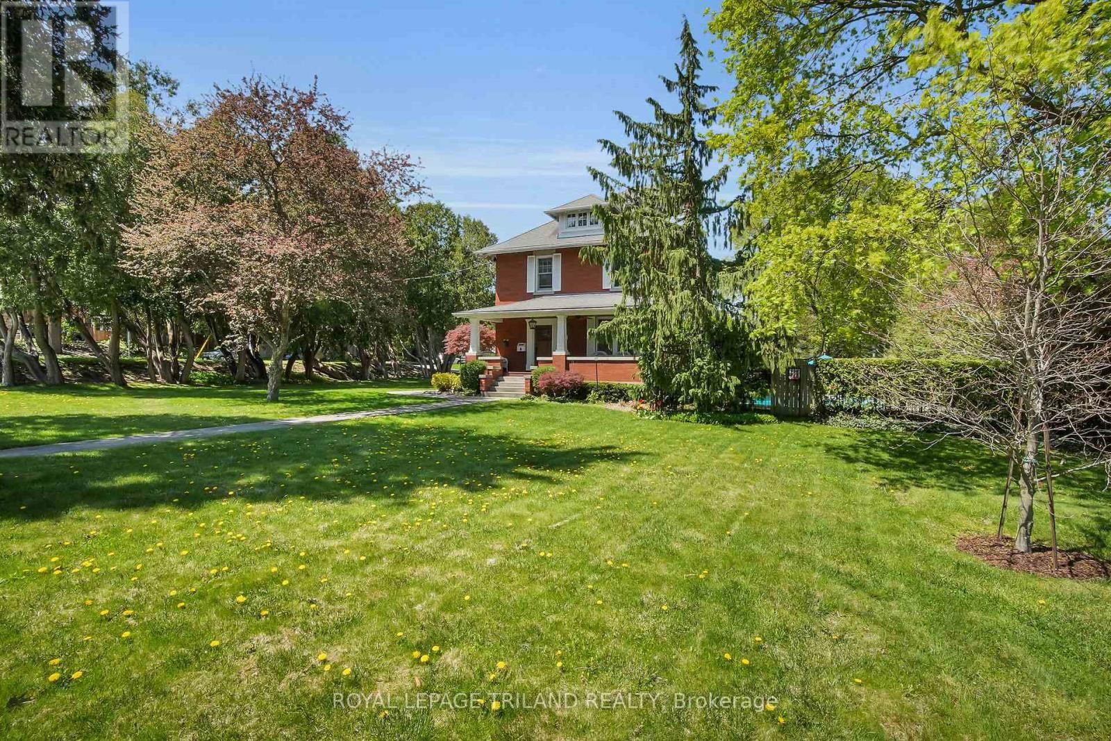 825 RIVERSIDE DRIVE Image 46