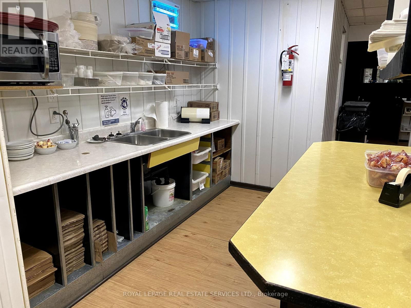 169 FRONT STREET Image 16