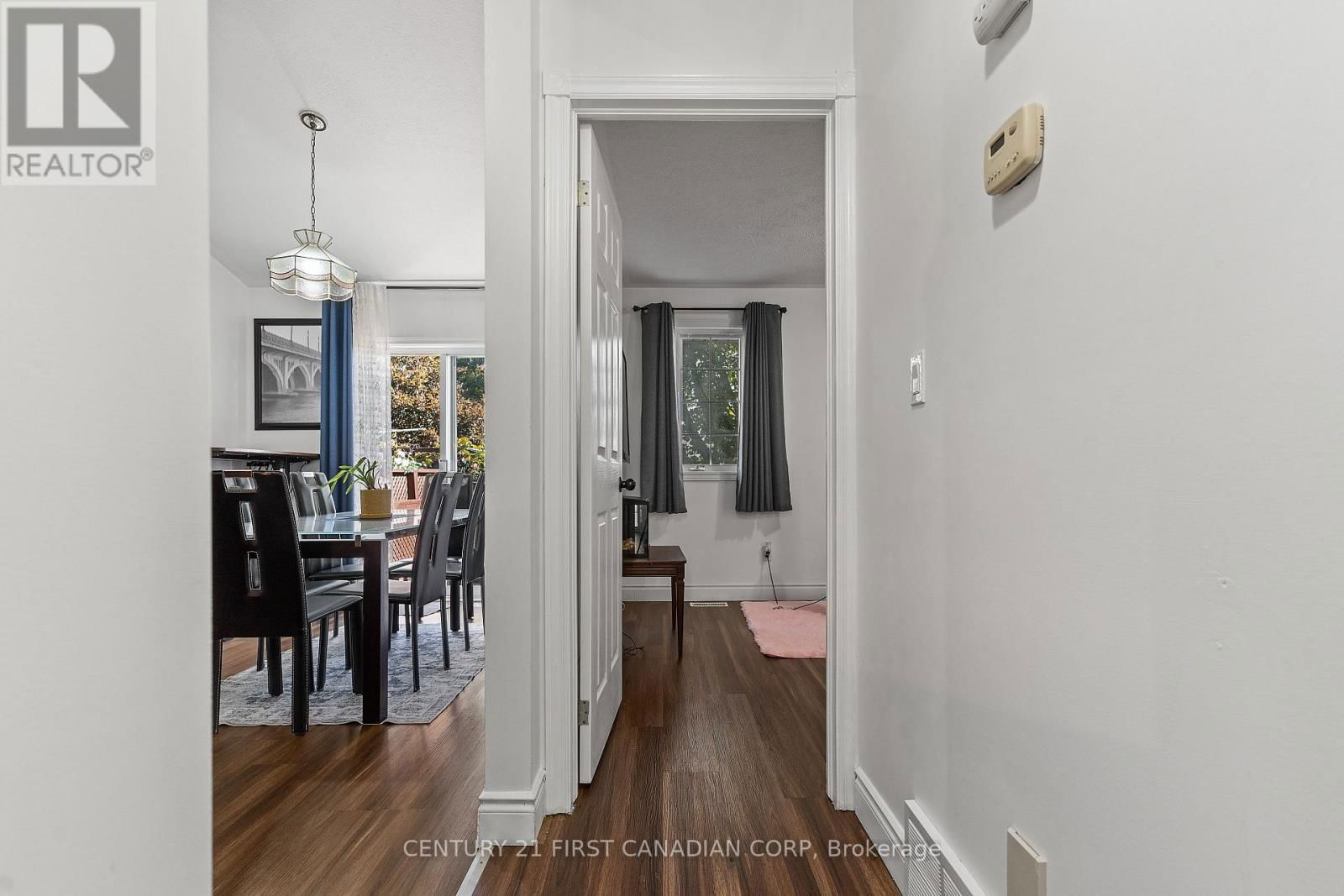 38 ST MICHAELS STREET Image 16