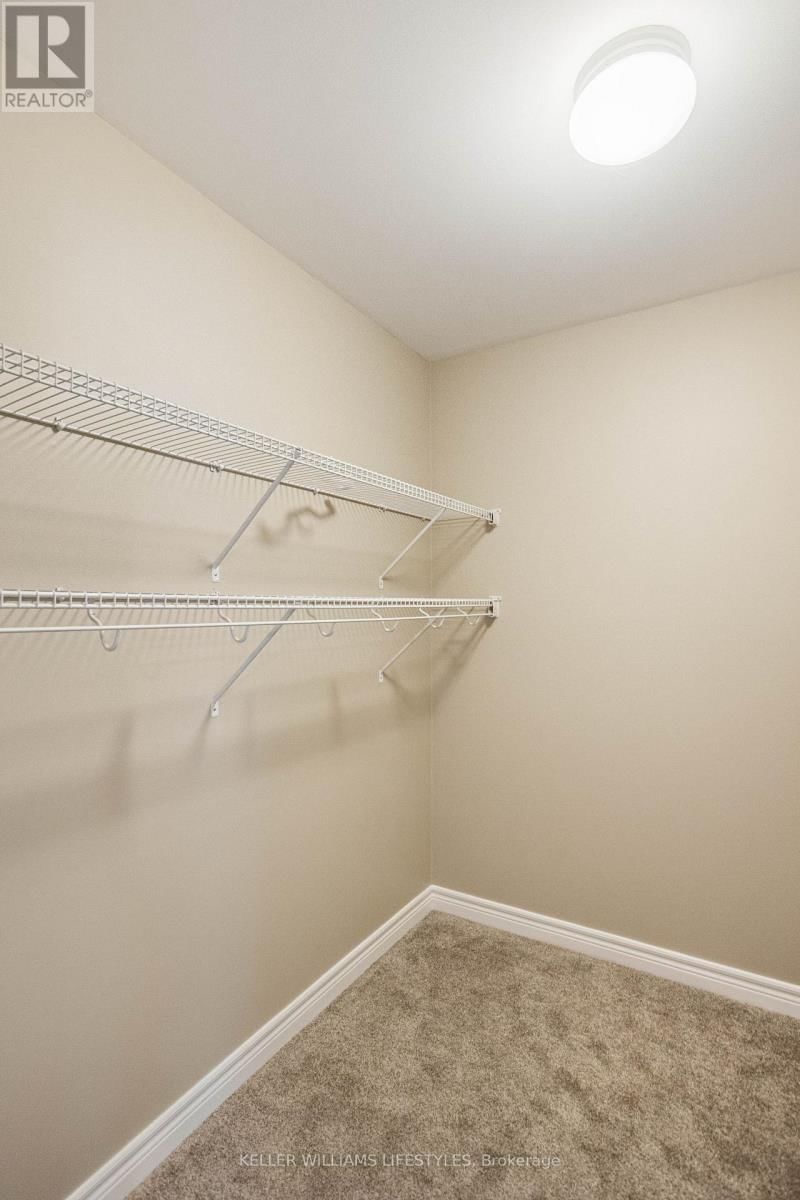 368 DARCY DRIVE Image 18