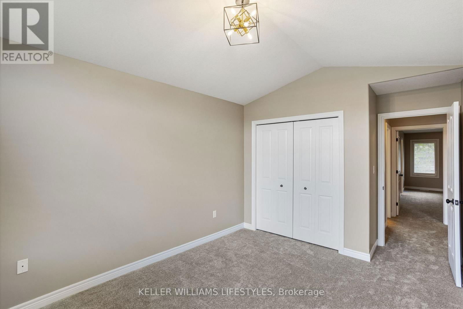 368 DARCY DRIVE Image 20