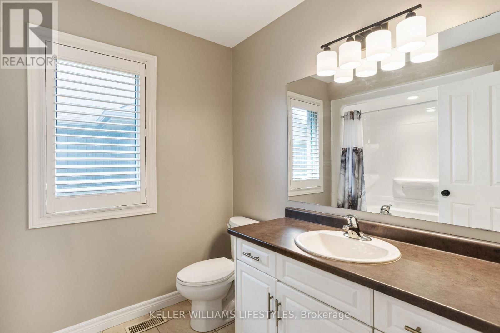 368 DARCY DRIVE Image 23