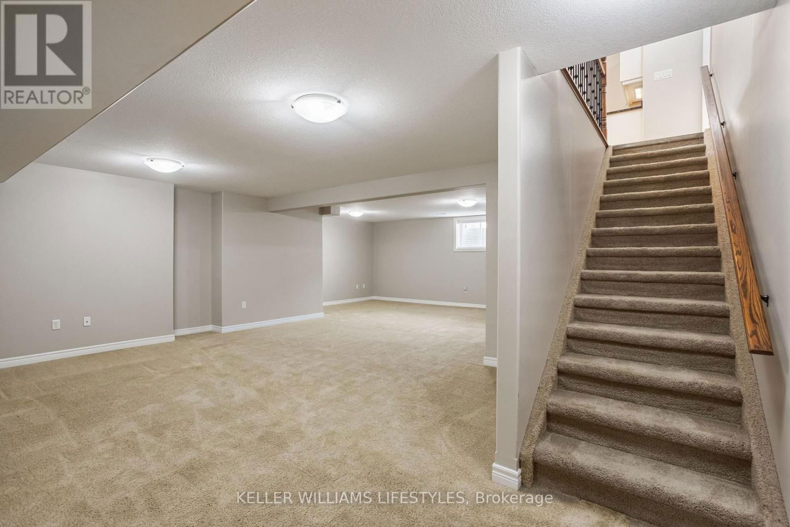 368 DARCY DRIVE Image 25