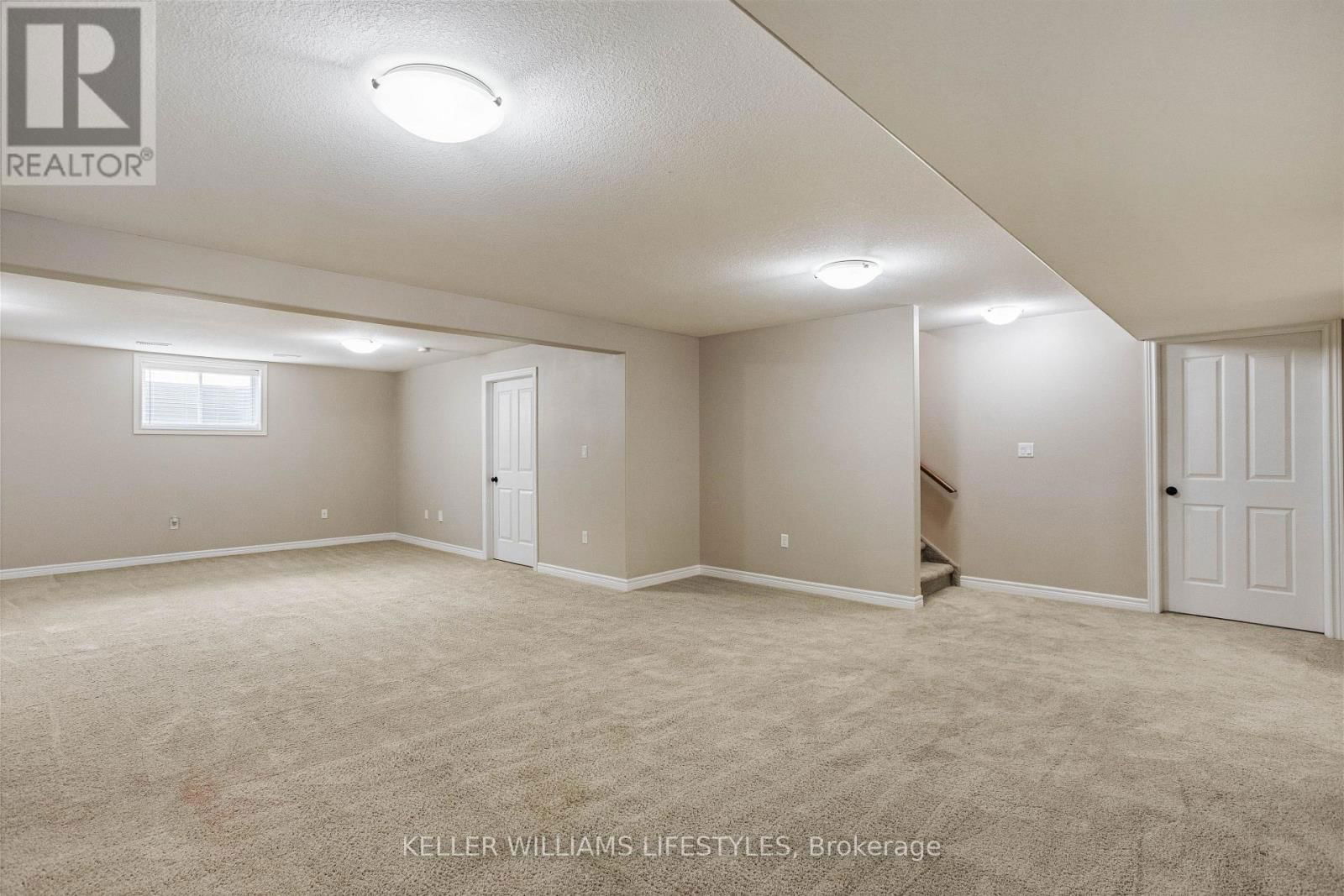 368 DARCY DRIVE Image 26