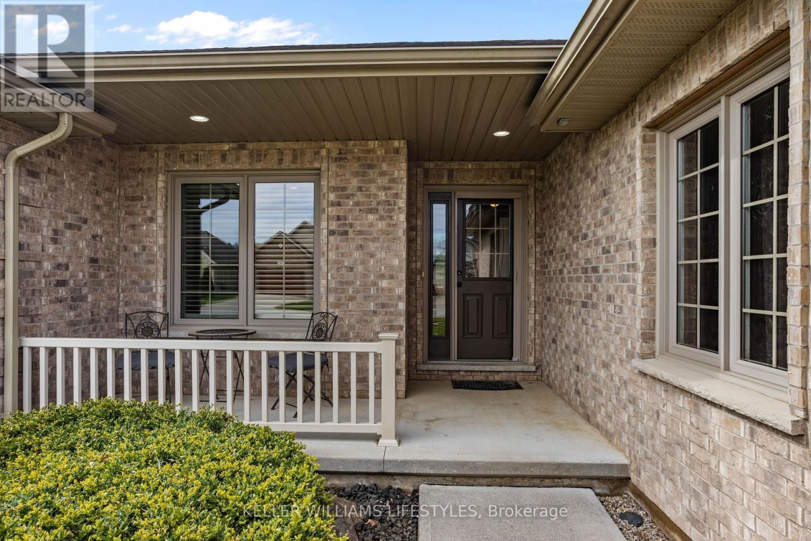 368 DARCY DRIVE Image 4