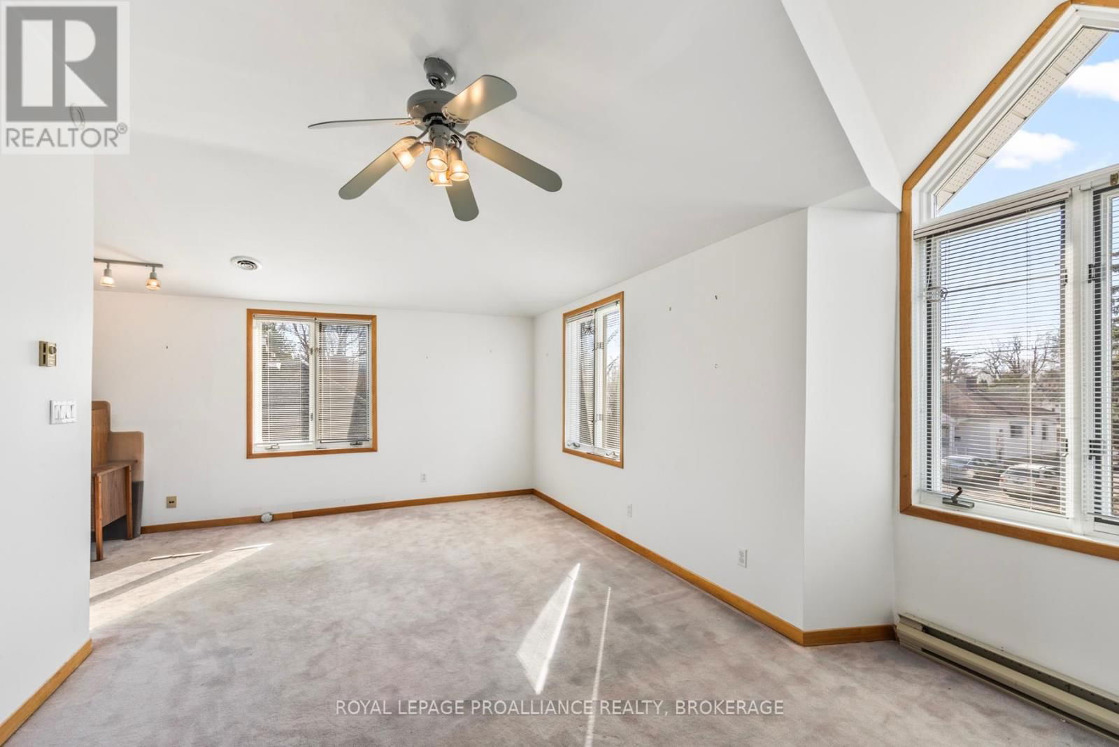 69 SCOTT STREET Image 30