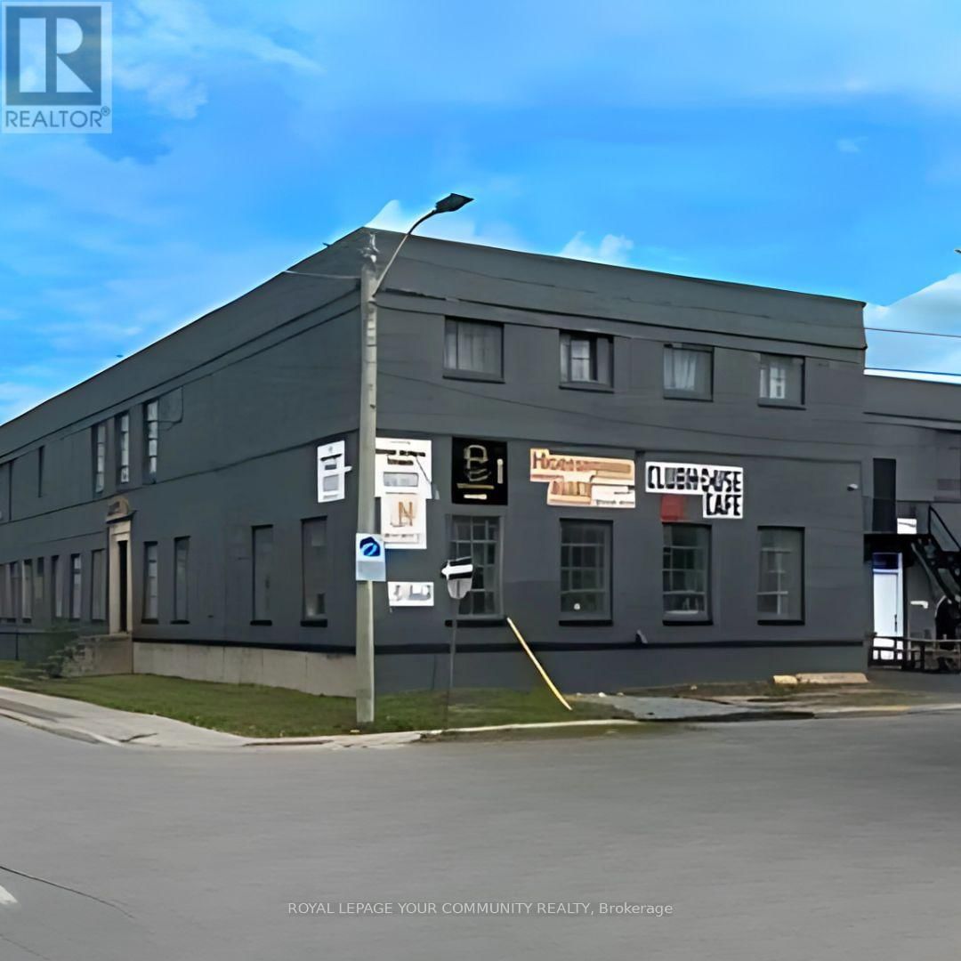 B4 and B5 - 236 BURGAR STREET Image 1