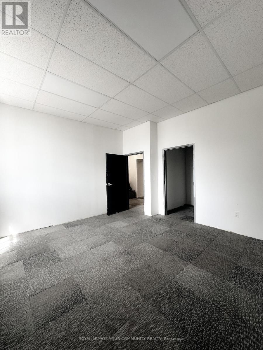 B4 and B5 - 236 BURGAR STREET Image 7
