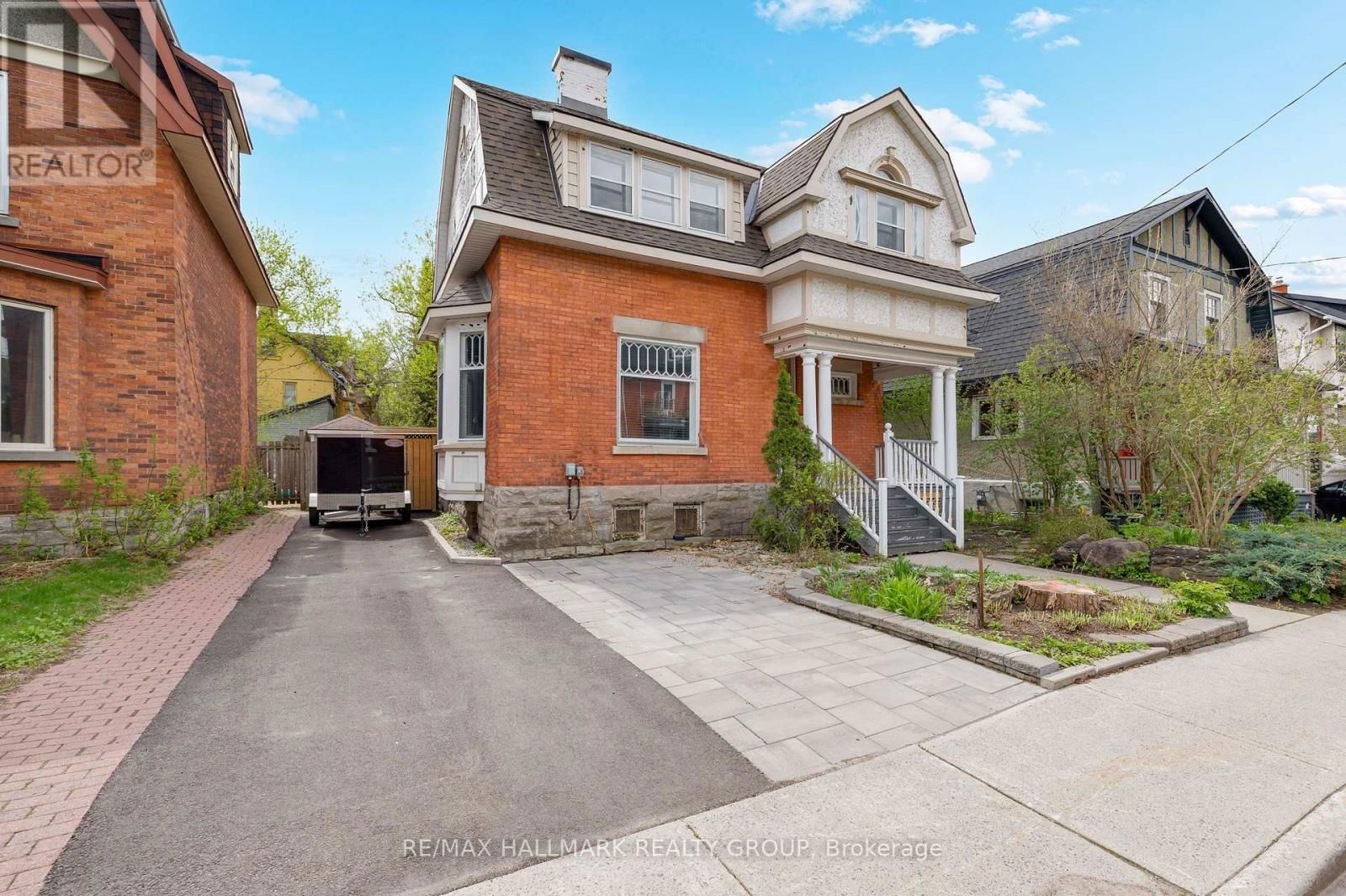 396 DALY AVENUE Image 2
