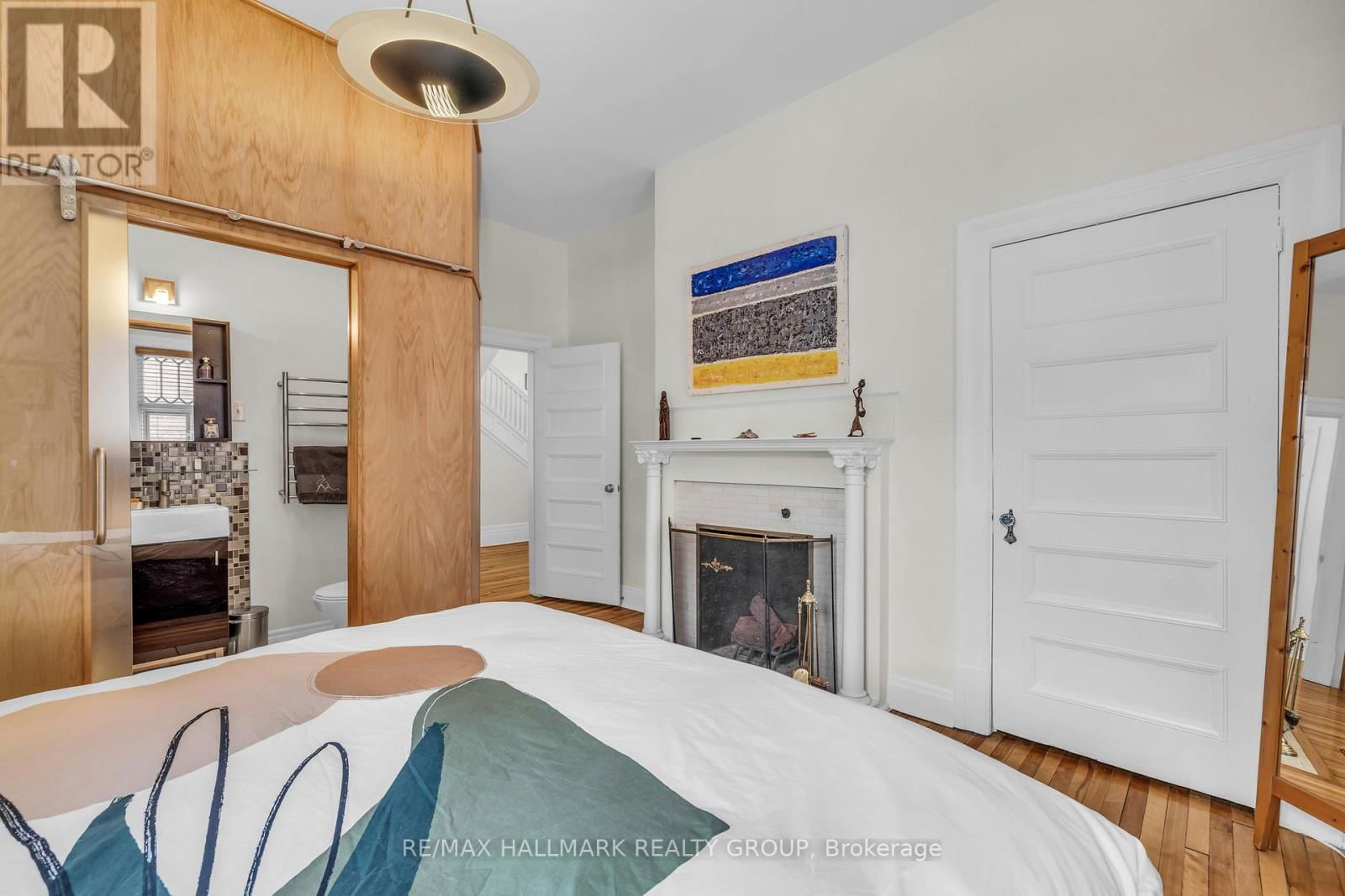 396 DALY AVENUE Image 23
