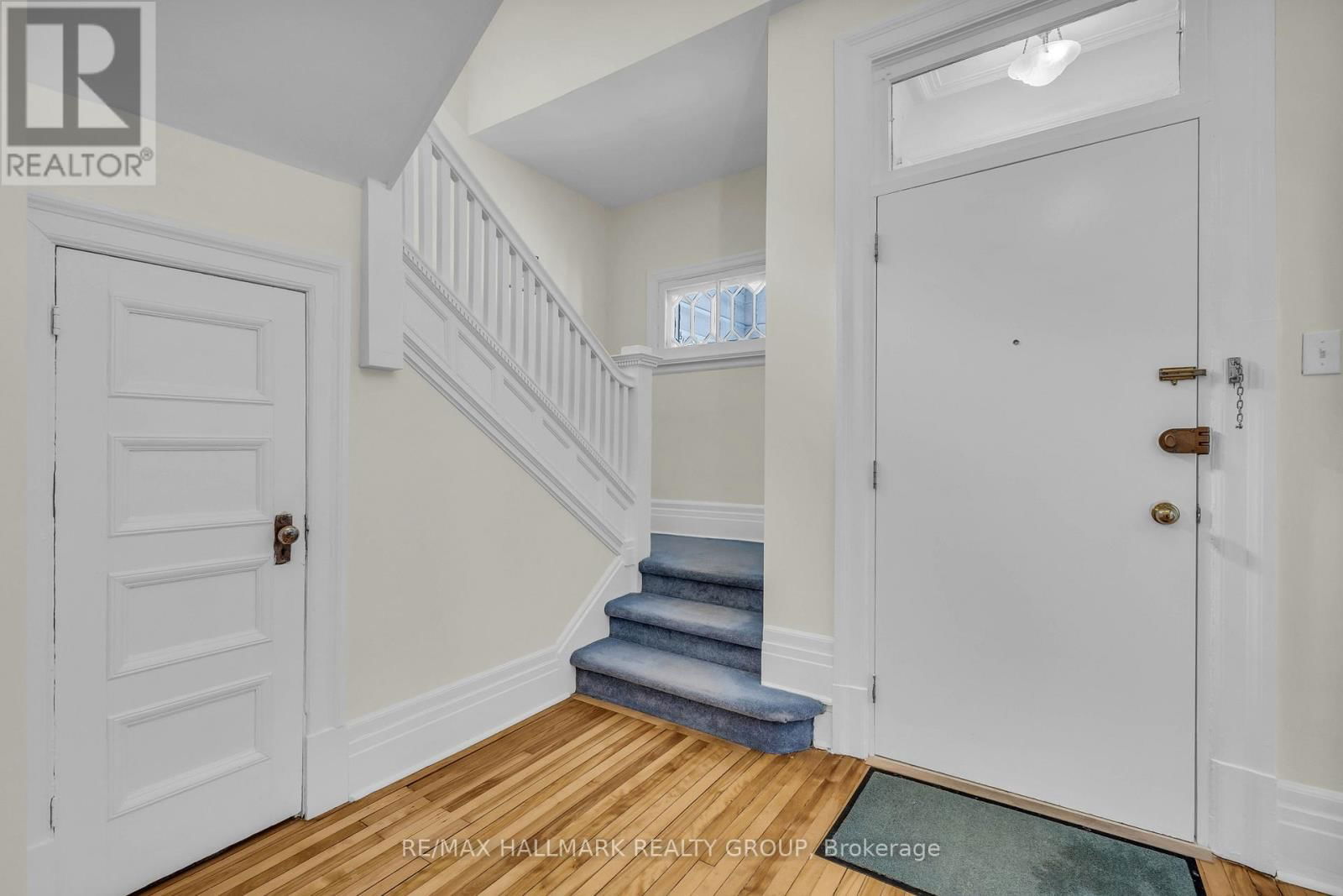 396 DALY AVENUE Image 27